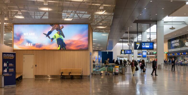瑞典機場廣告